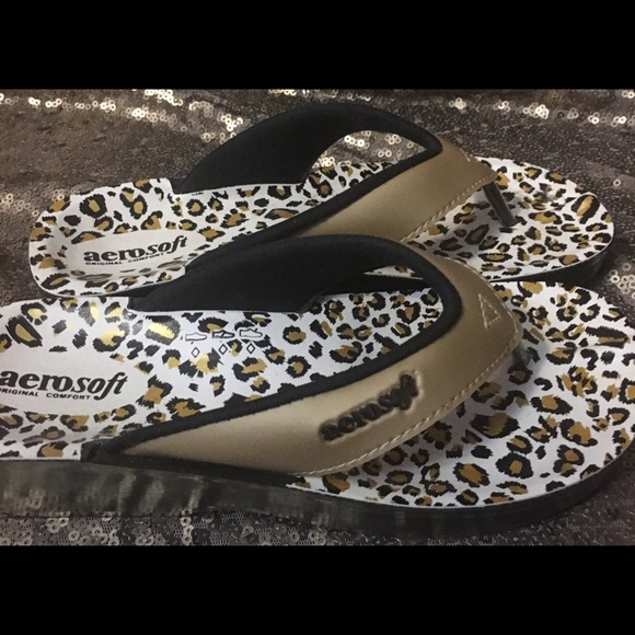 aerosoft Shoes - Aerosoft thong sandals